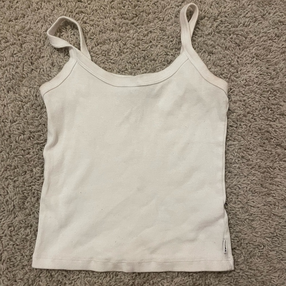 Aritzia basic white tank